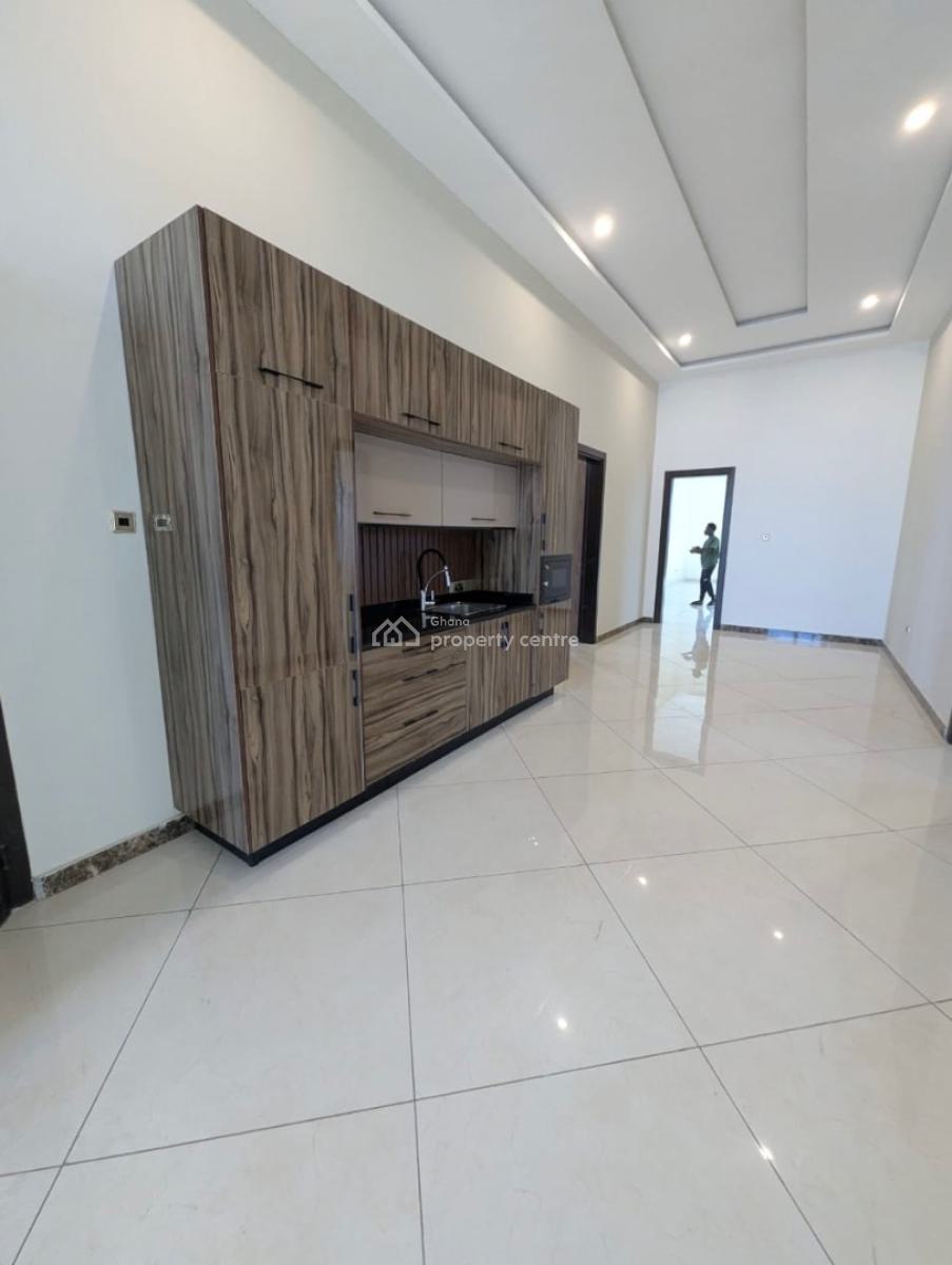 5 Bedrooms at Airport Residential Area, Airport, Airport Residential Area, Accra, Detached Duplex for Sale
