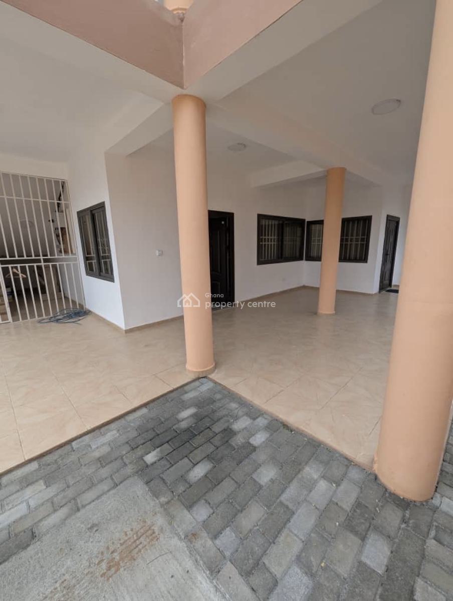 2 Bedrooms at Cfc Estate   Dome, Cfc Estate, Dome, Ga East Municipal, Accra, Apartment for Rent