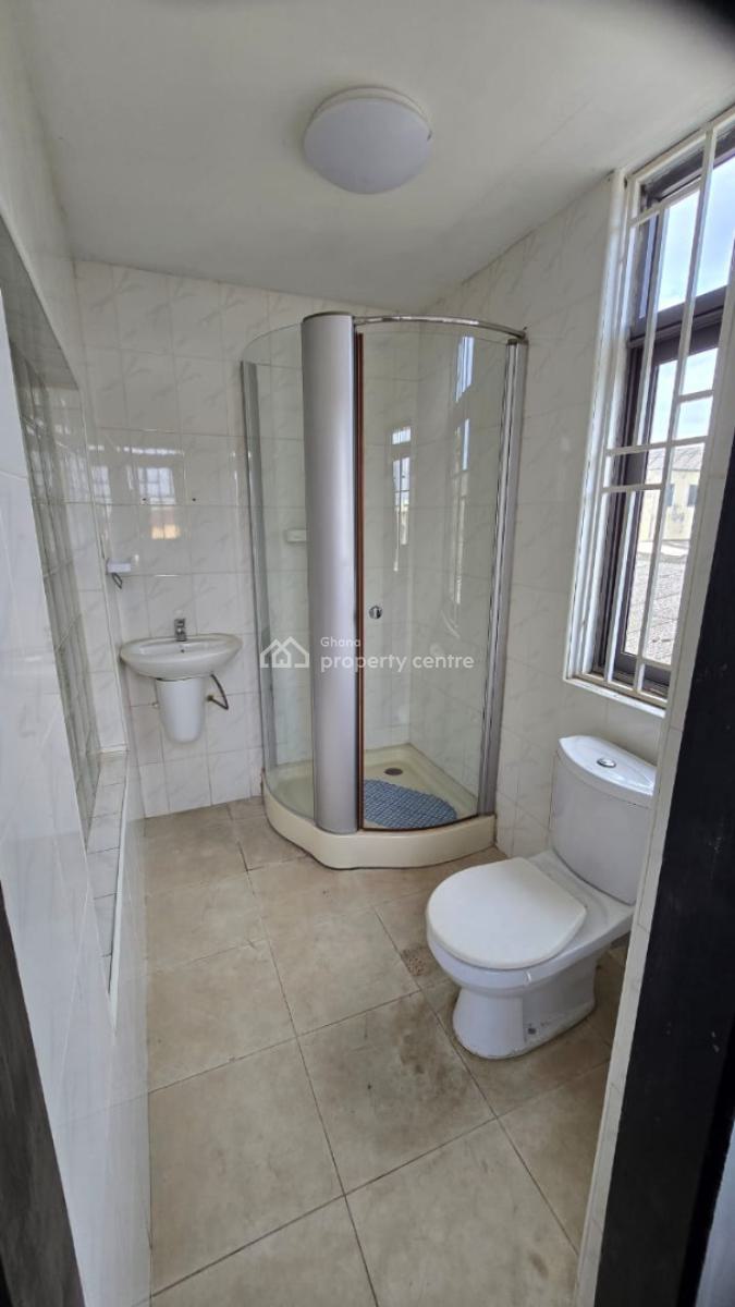 Executive 4 Bedrooms, Osu, Accra, House for Rent