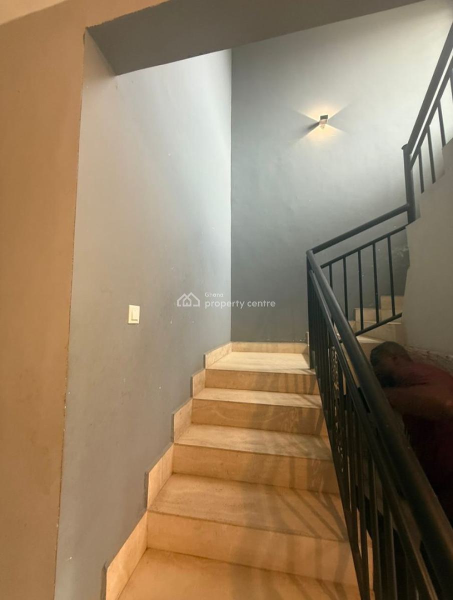 Executive 4 Bedrooms, North Legon, Accra, House for Sale