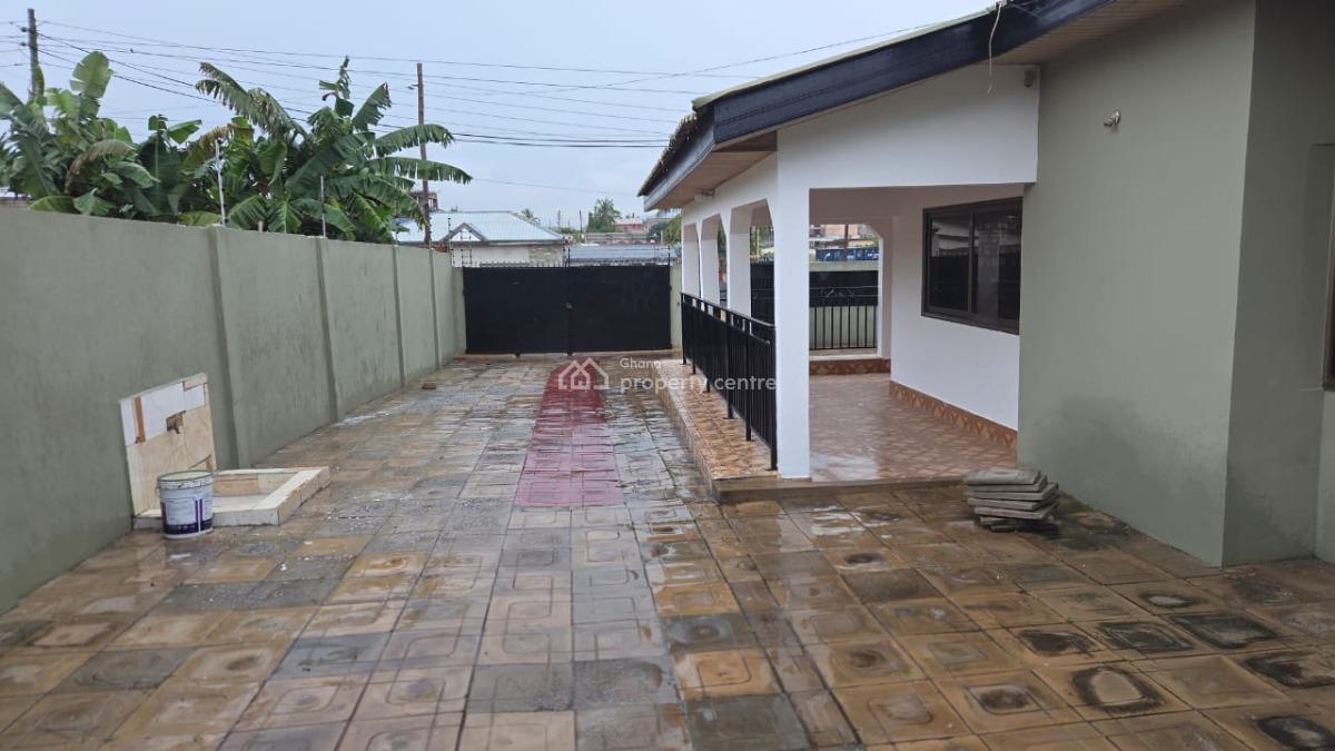 3-bedroom House in Community 17, Community 17, Lashibi, Accra, House for Rent