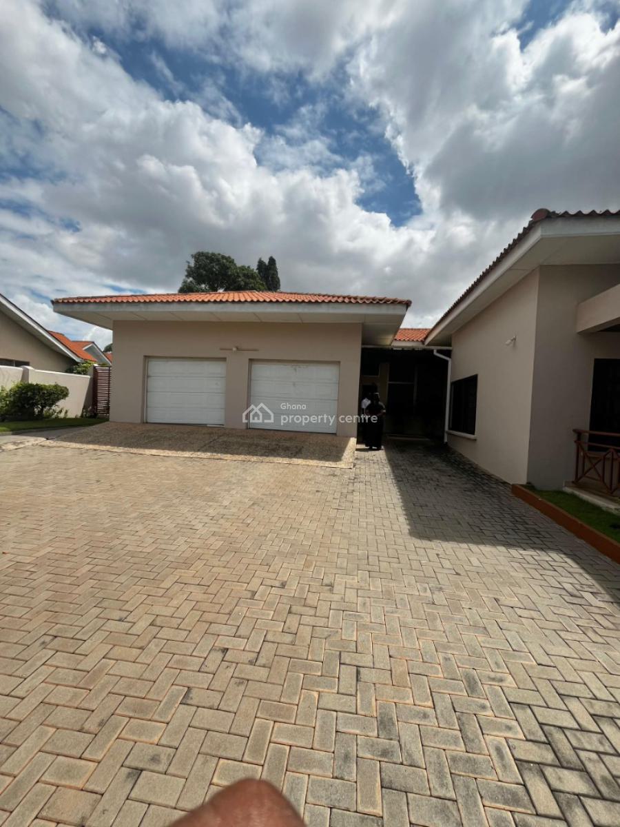 Luxury 4-bedroom House  in East Airport, East Airport, East Airport, Airport Residential Area, Accra, Detached Bungalow for Sale