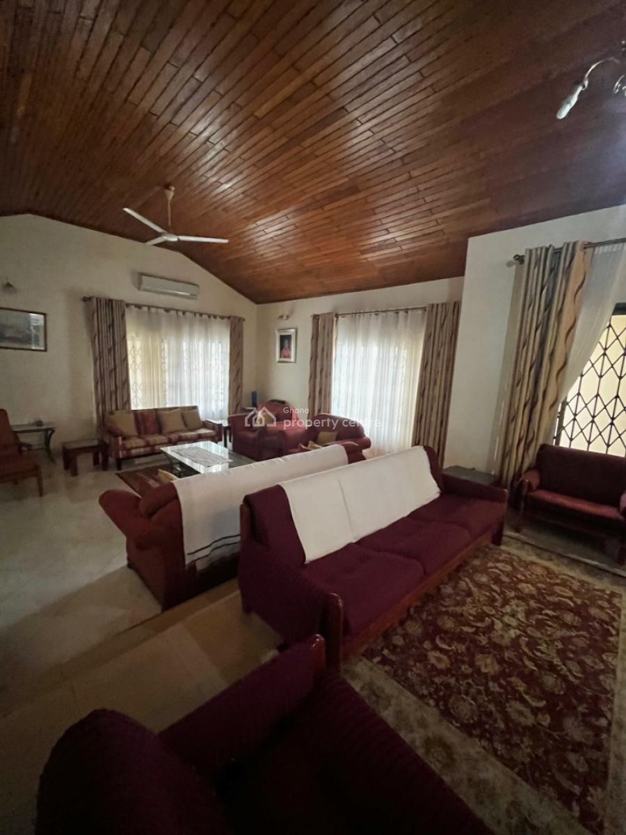 Luxury 4-bedroom House  in East Airport, East Airport, East Airport, Airport Residential Area, Accra, Detached Bungalow for Sale