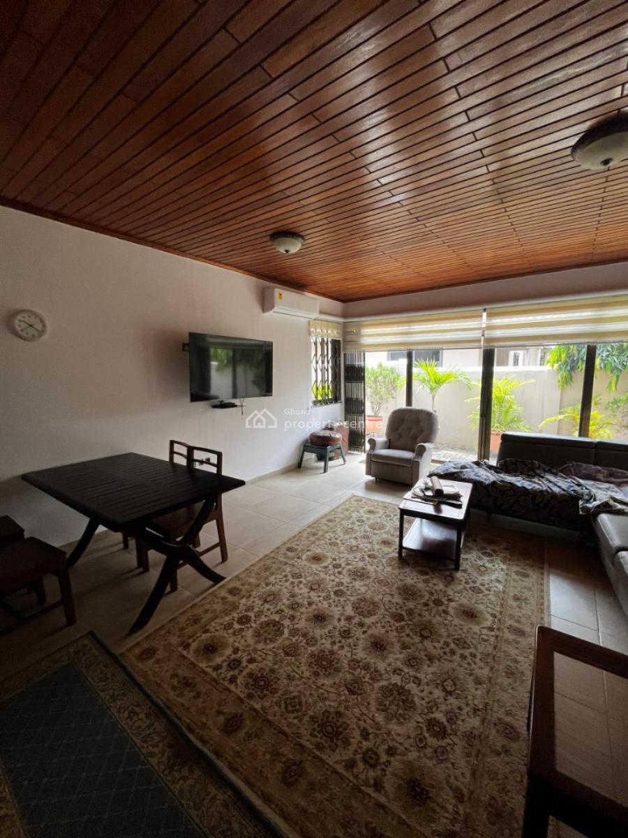 Luxury 4-bedroom House  in East Airport, East Airport, East Airport, Airport Residential Area, Accra, Detached Bungalow for Sale