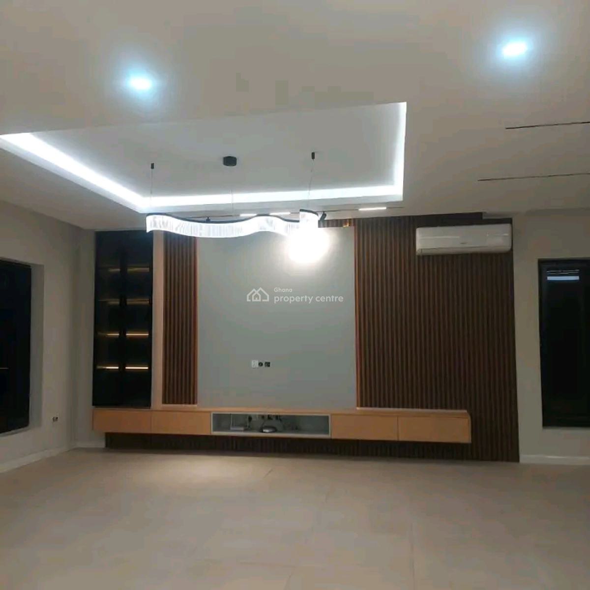 Ultra Modern 5-bedroom Townhouse @ East Airport, East Airport, Airport Residential Area, Accra, Townhouse for Sale