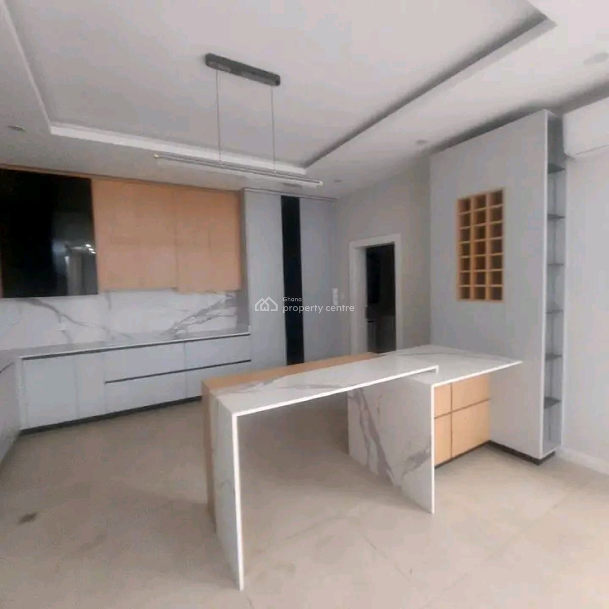 Ultra Modern 5-bedroom Townhouse @ East Airport, East Airport, Airport Residential Area, Accra, Townhouse for Sale
