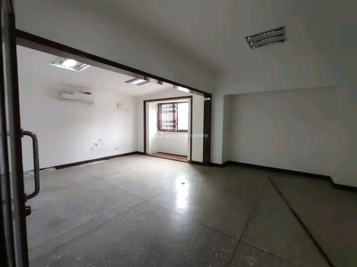 10 - Bedroom House @ West Airport, West Airport, Airport Residential Area, Accra, House for Rent