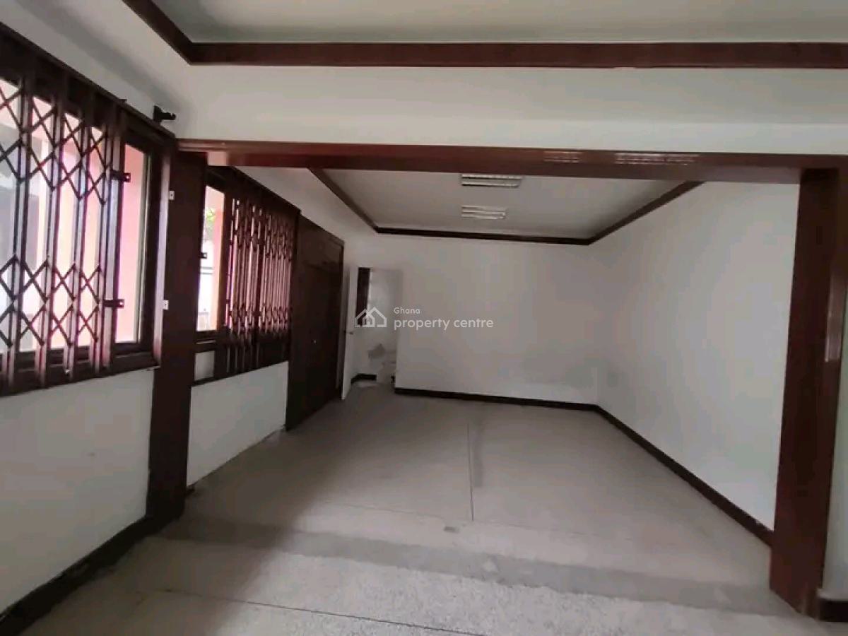 10 - Bedroom House @ West Airport, West Airport, Airport Residential Area, Accra, House for Rent