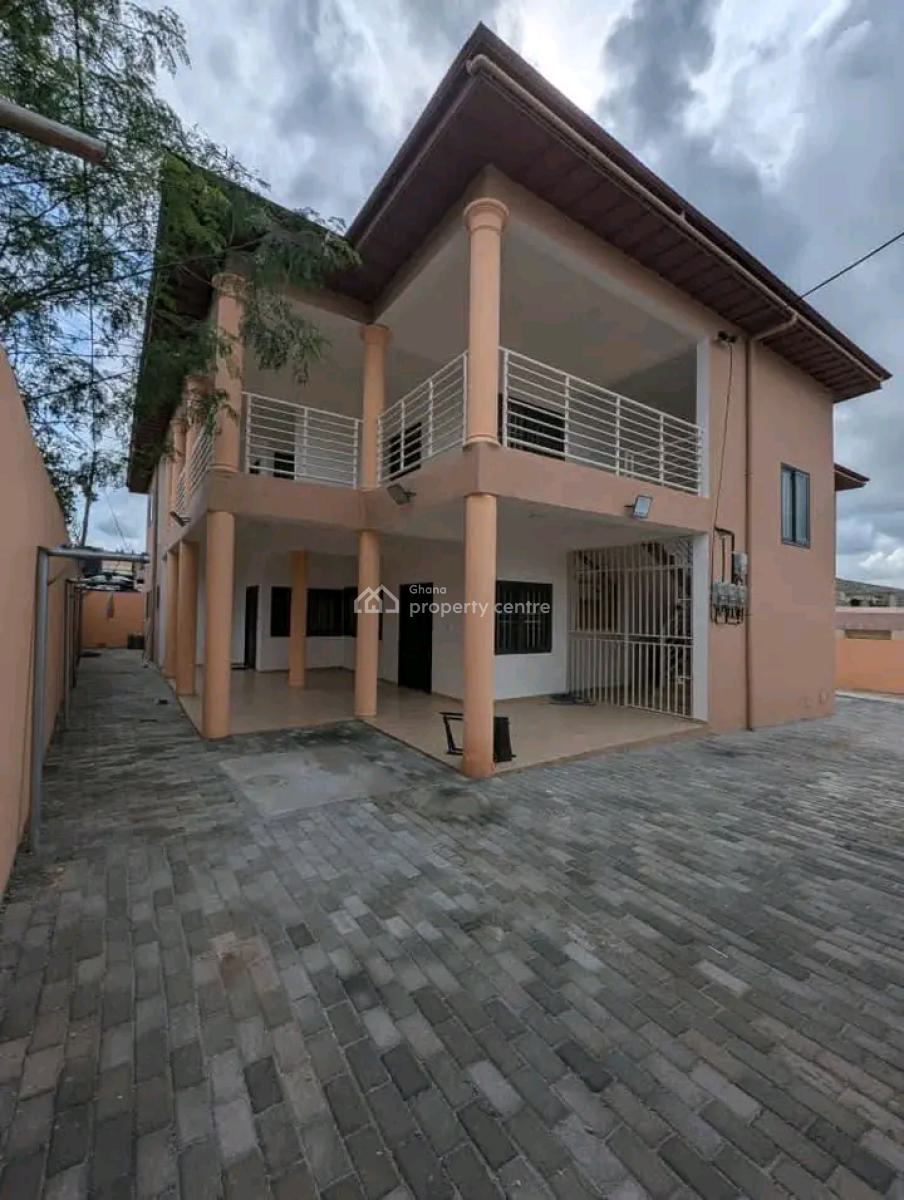 Executive 2-bedroom Apartment @ Cfc Estate, Cfc Estate, Achimota, Accra, Apartment for Rent