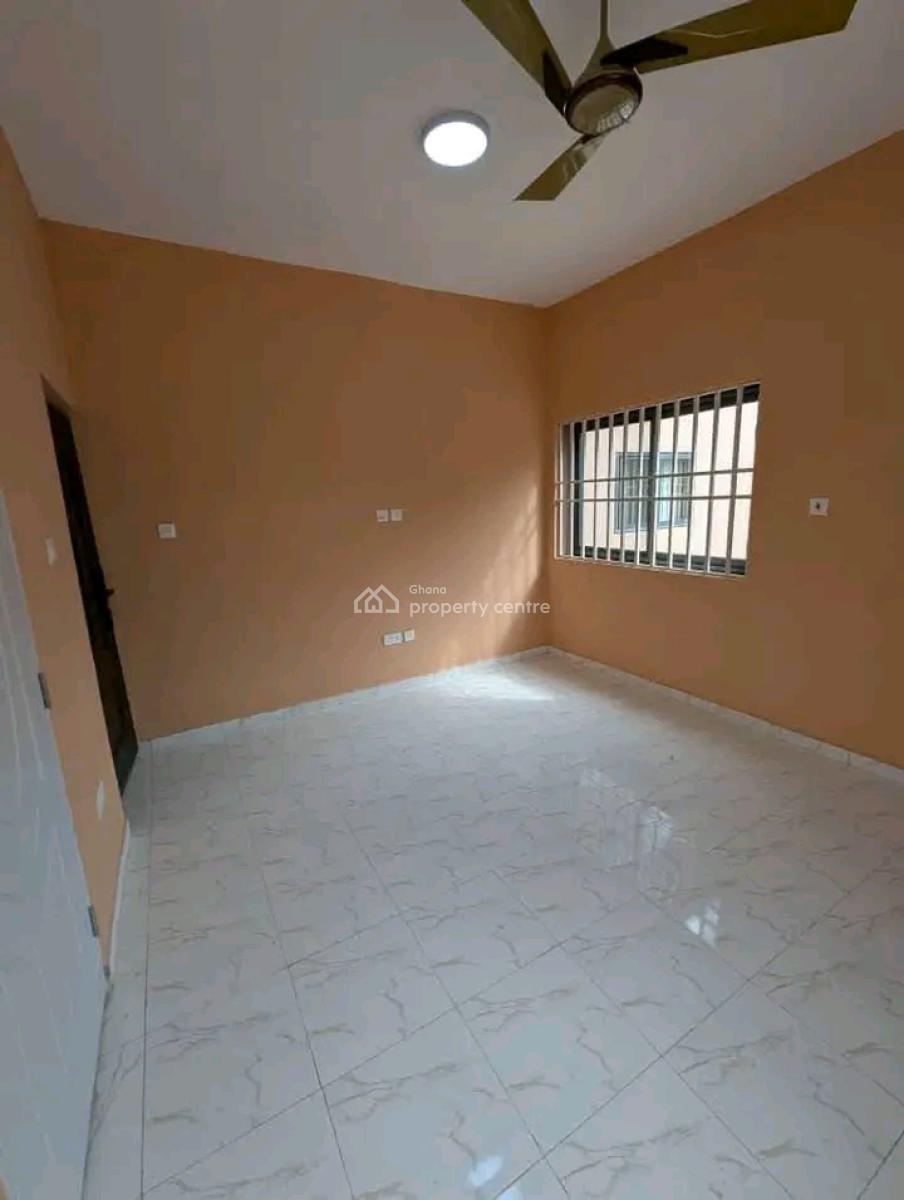 Executive 2-bedroom Apartment @ Cfc Estate, Cfc Estate, Achimota, Accra, Apartment for Rent