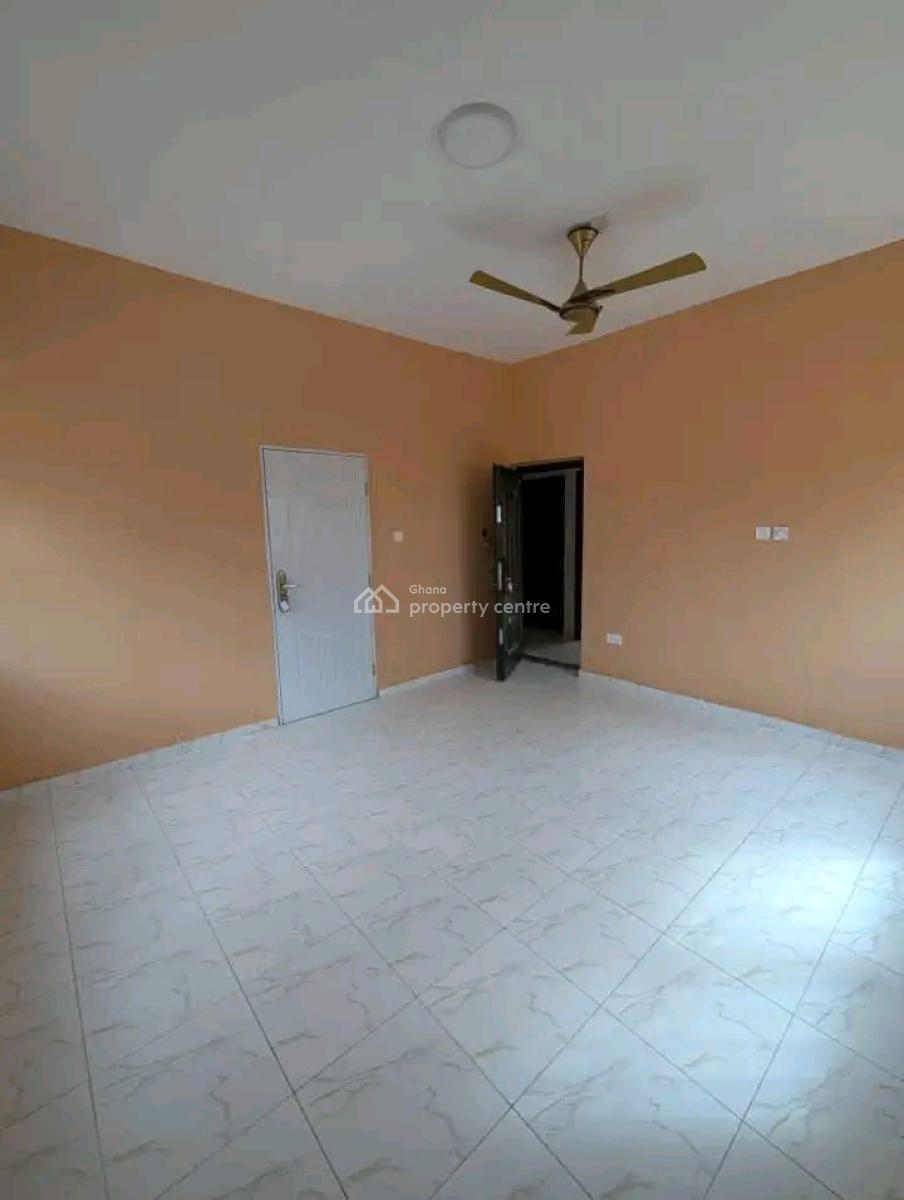 Executive 2-bedroom Apartment @ Cfc Estate, Cfc Estate, Achimota, Accra, Apartment for Rent