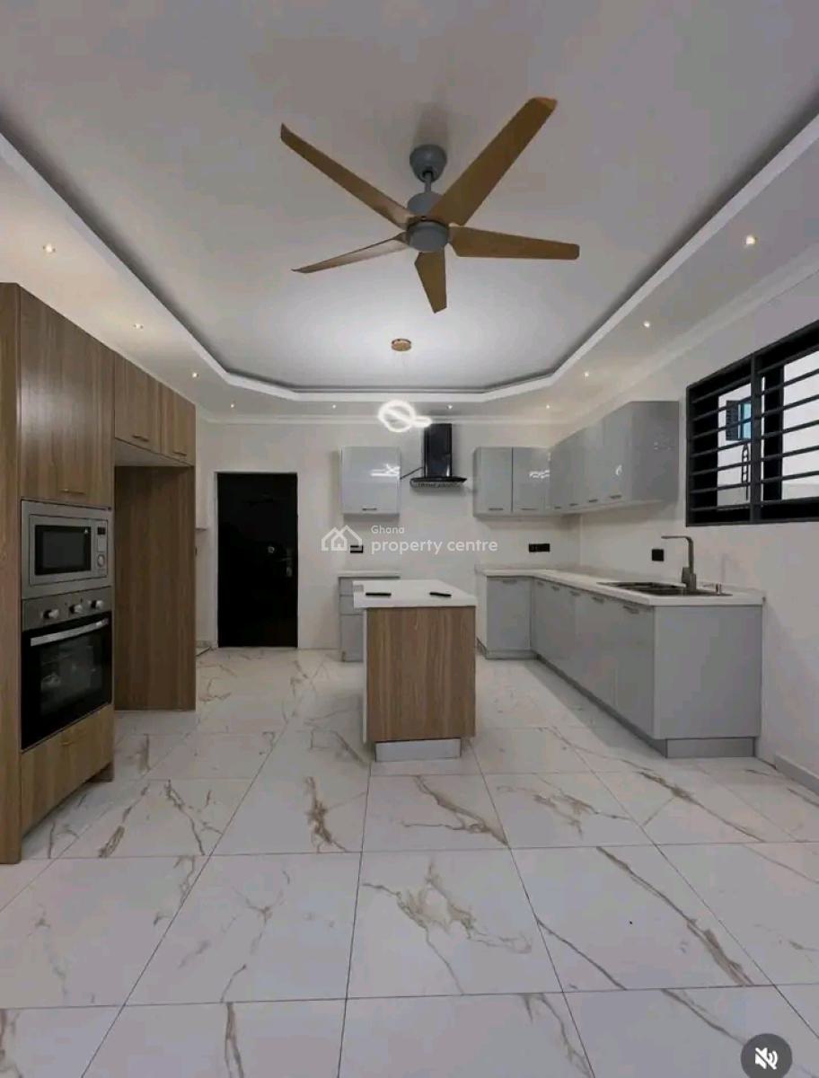 Executive Newly Built 2 -bedroom Townhouse, East Legon, Accra, Townhouse for Rent