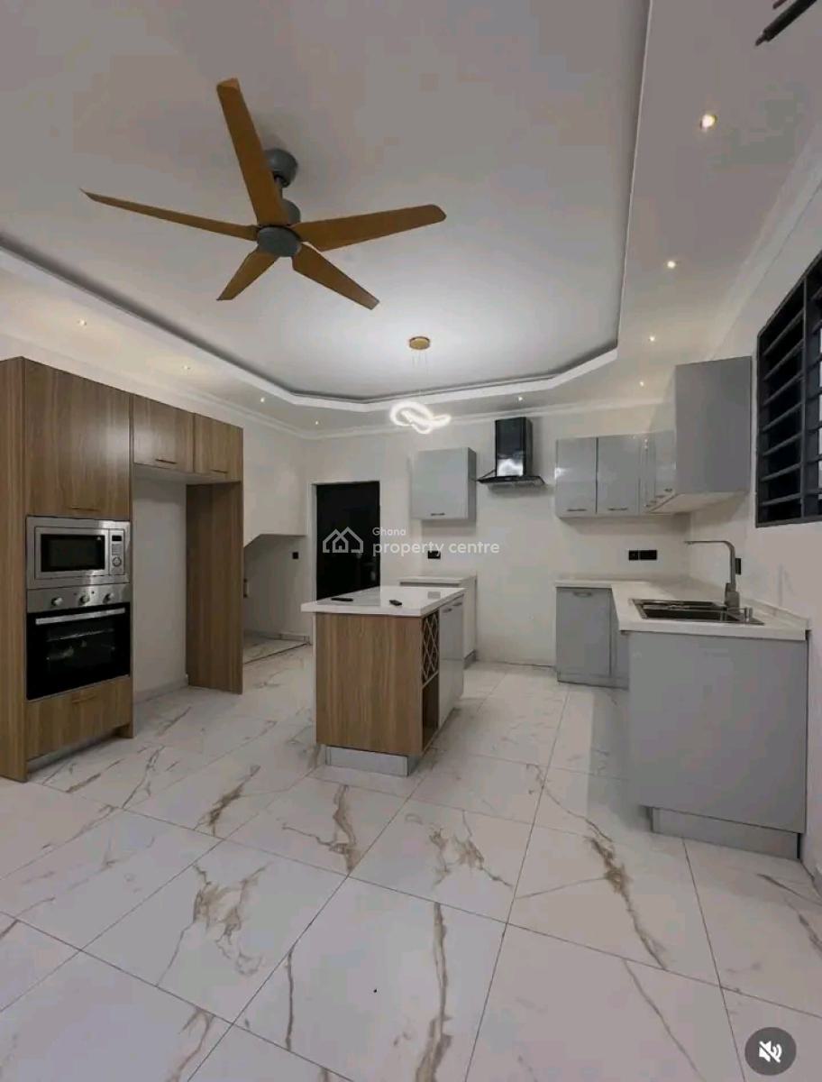Executive Newly Built 2 -bedroom Townhouse, East Legon, Accra, Townhouse for Rent