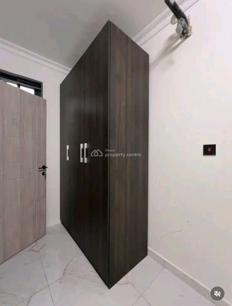 Executive Newly Built 2 -bedroom Townhouse, East Legon, Accra, Townhouse for Rent