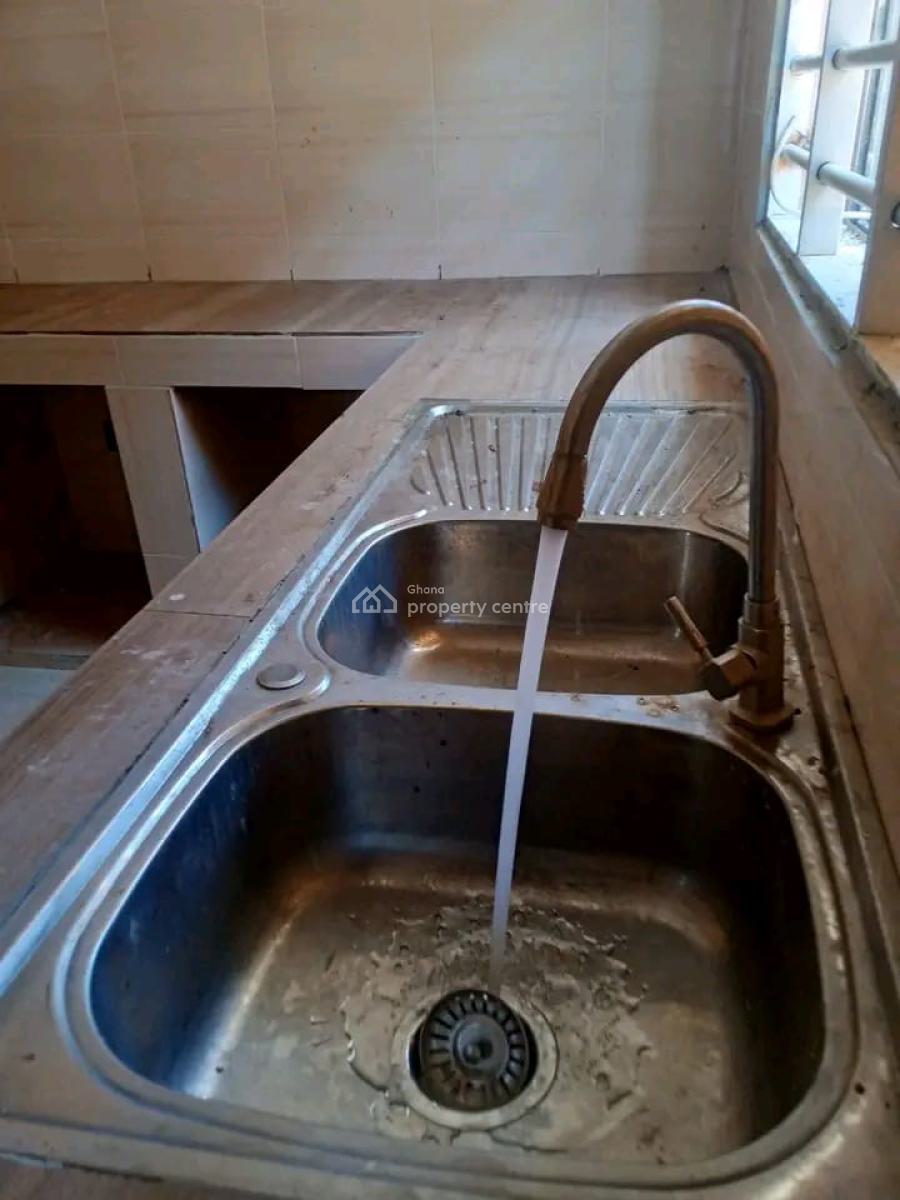 Executive 2-bedroom Apartment, Spintex, Accra, Apartment for Rent