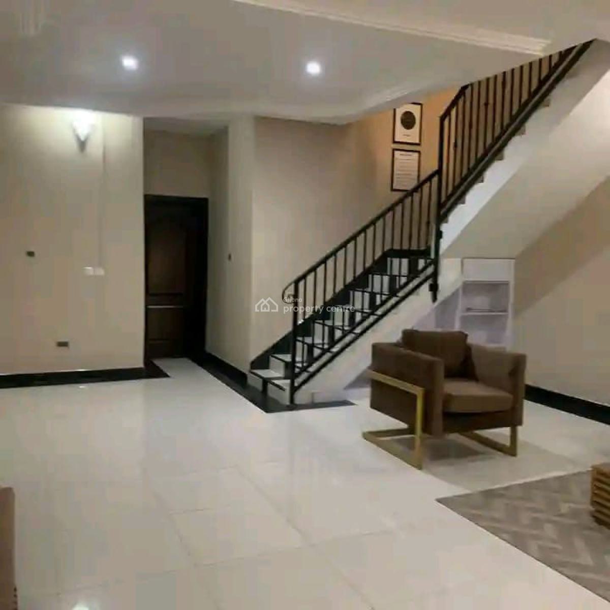 Executive 4-bedroom Townhouse, Cantonments, Accra, Townhouse for Rent
