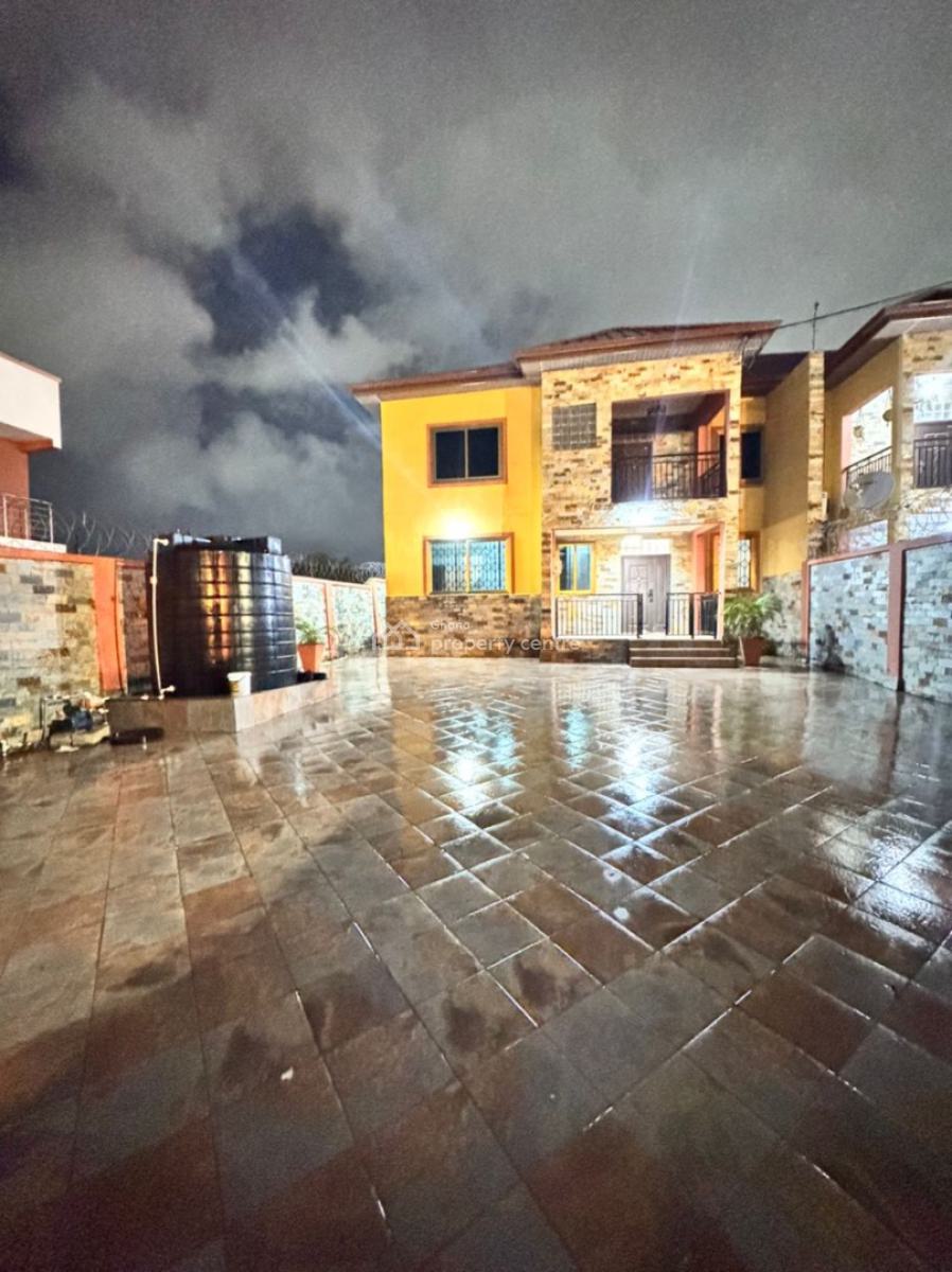 4 Bedrooms House with Bq, Tse Addo, Accra, Semi-detached Duplex for Rent