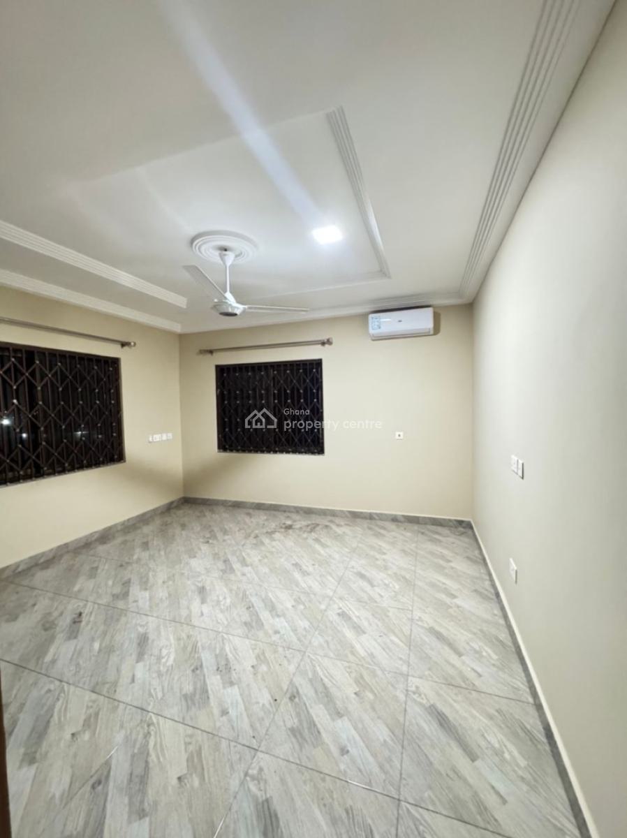 4 Bedrooms House with Bq, Tse Addo, Accra, Semi-detached Duplex for Rent