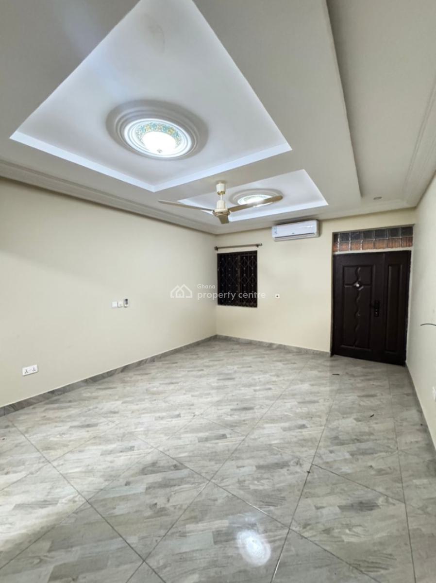 4 Bedrooms House with Bq, Tse Addo, Accra, Semi-detached Duplex for Rent