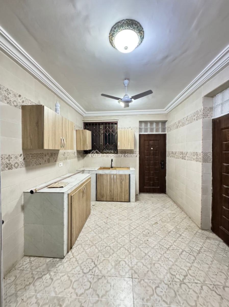 4 Bedrooms House with Bq, Tse Addo, Accra, Semi-detached Duplex for Rent