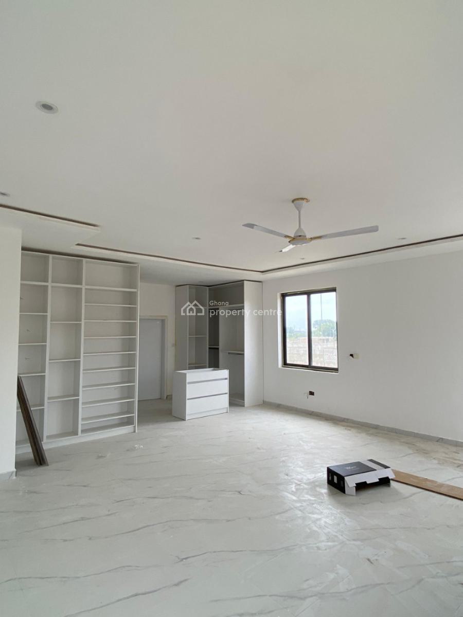 3 Bedroom Houses for Spintex Accra.   Price: Ghc 1.6million, Spintex, Spintex, Accra, Detached Duplex for Sale