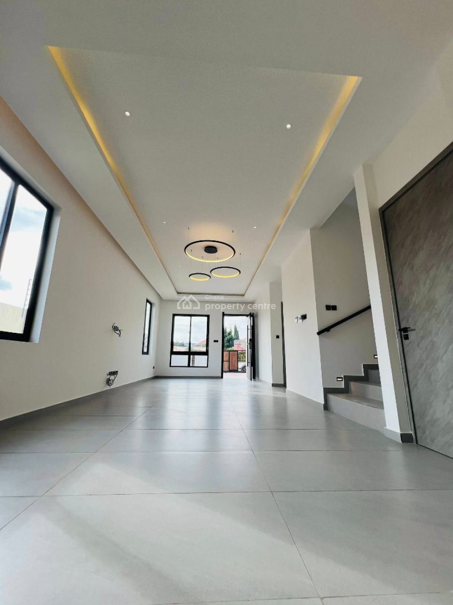 Executive 4 Bedrooms, Oyarifa, La Nkwantanang Madina Municipal, Accra, House for Sale