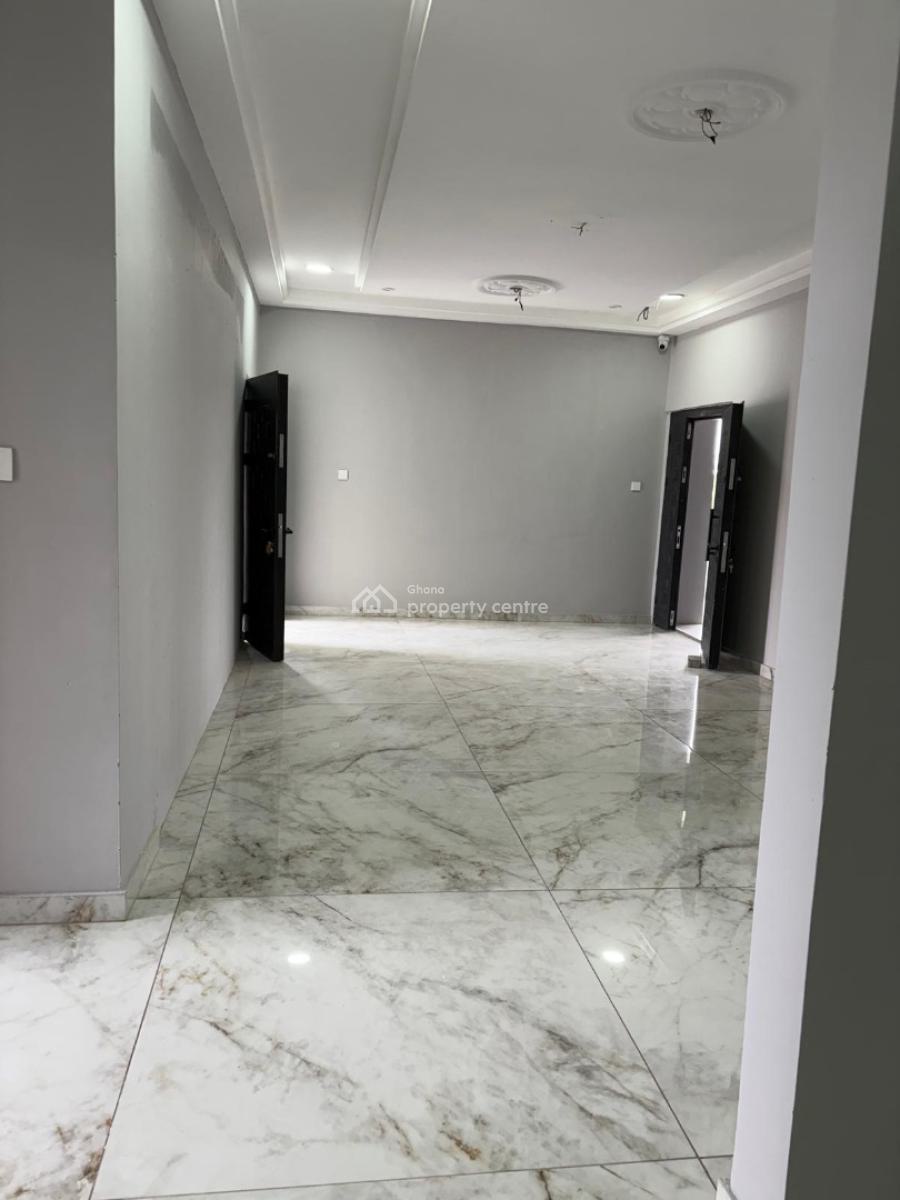 Nice 3 Bedrooms, Com18, Spintex, Accra, Apartment for Rent