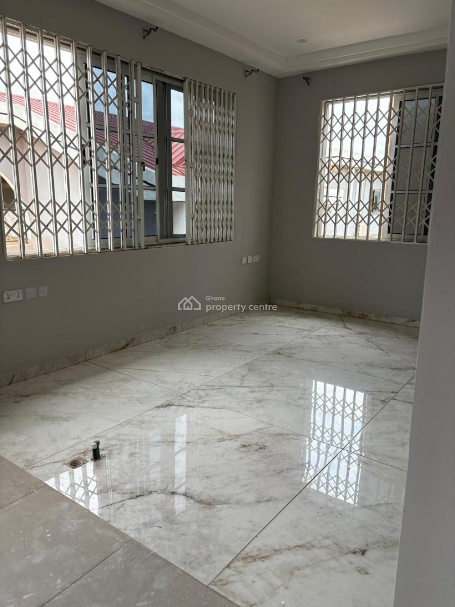 Nice 3 Bedrooms, Com18, Spintex, Accra, Apartment for Rent