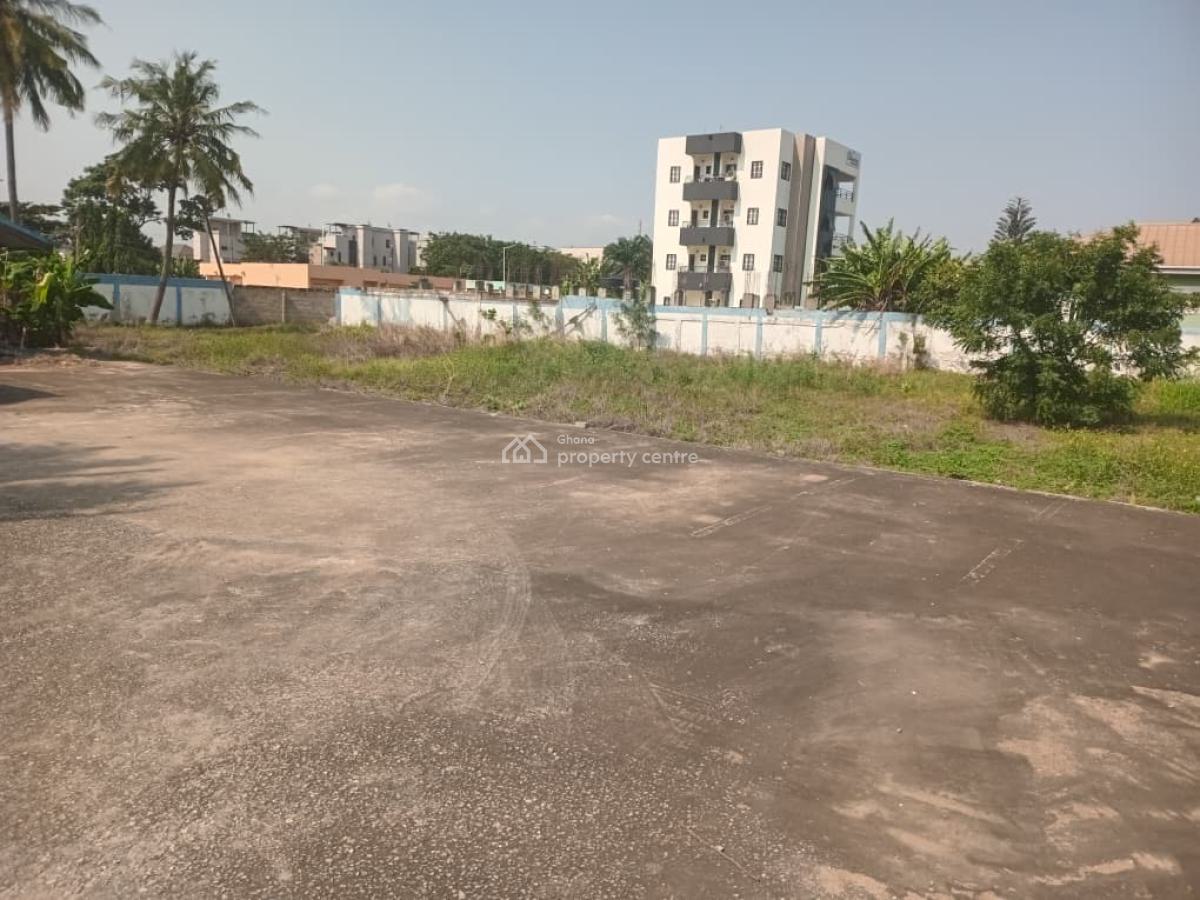 Ridge 3 and Half Plot, Ridge, North Ridge, Accra, Mixed-use Land for Sale