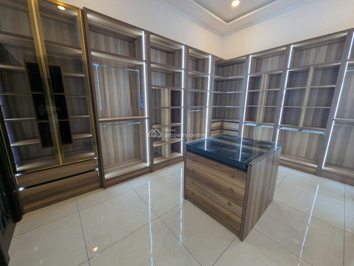 Executive Gated Community Newly Built All Ensuite 5 Bedroom, East Airport, Airport Residential Area, Accra, House for Sale