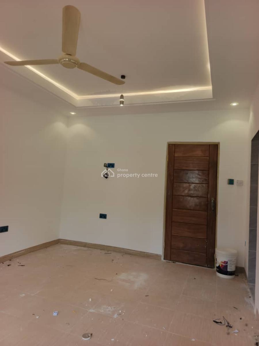 One Bedroom Self Contain Apartment, Tse Addo Round About, Tse Addo, Accra, Mini Flat for Rent
