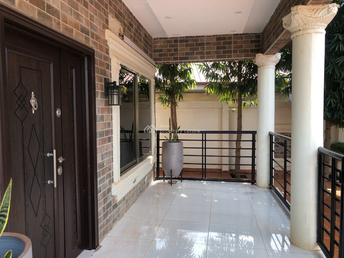 Furnished 3 Bedroom with Spacious Compound in a Good Location., Sasabi, Oyibi, Accra, Detached Bungalow for Sale
