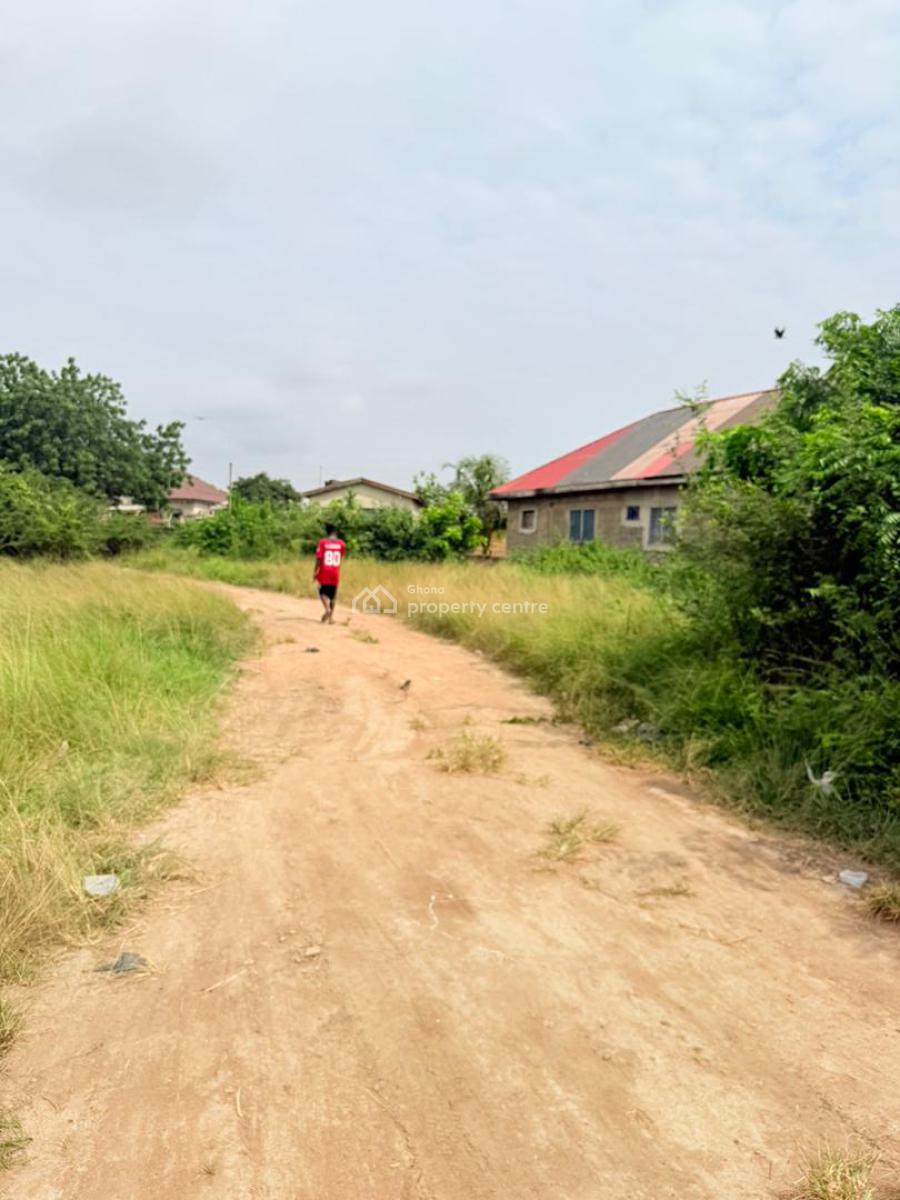 Titled 2 Plots @ Amasaman, Amasaman Cocoa Board, Ga West Municipal, Accra, Land for Sale