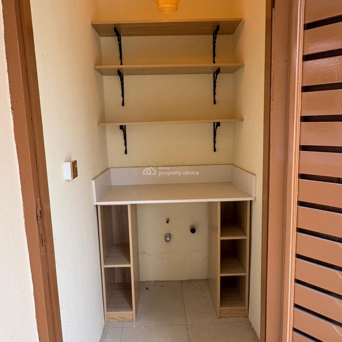 Executive Airconditioned 2 Master Brm House @ Lakeside, Ashalley Botwe, Lakeside - Ashalley Botwe, Accra Metropolitan, Accra, House for Rent