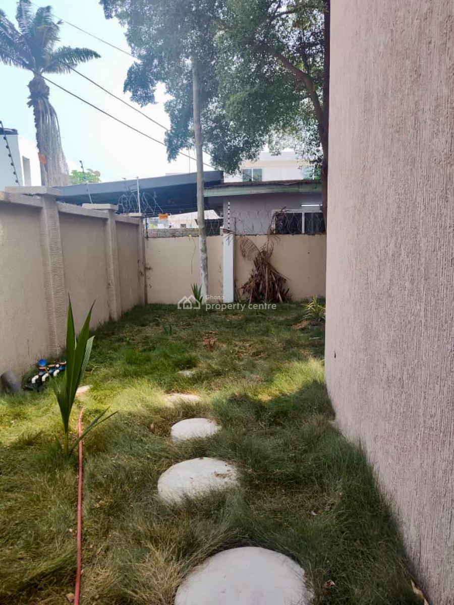 3 Bedroom Townhouse in a Gated Community, North Labone, Accra, Townhouse for Rent
