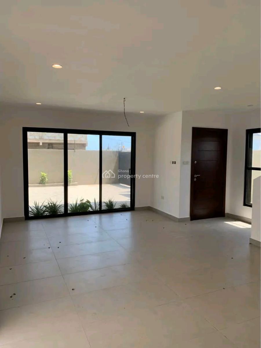 Ultra Modern 3-bedroom Townhouse @ Tema Comm.26, Community 26, Tema, Accra, House for Sale