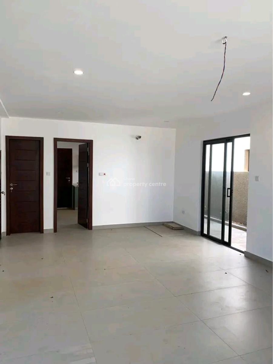 Ultra Modern 3-bedroom Townhouse @ Tema Comm.26, Community 26, Tema, Accra, House for Sale