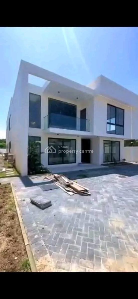 Executive 4-bedroom Townhouse @ Cantonment, Cantonments, Accra, Townhouse for Sale