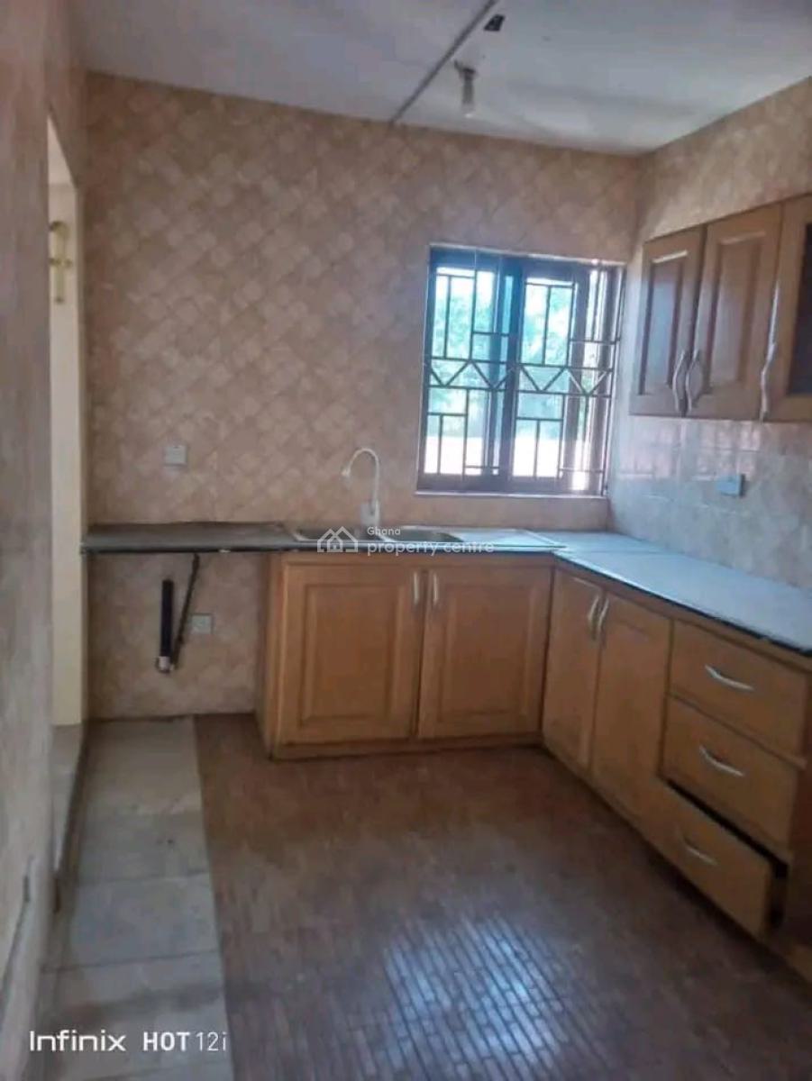Spacious 2bedroom Apartment @ Tesano, Tesano, Accra, Apartment for Rent