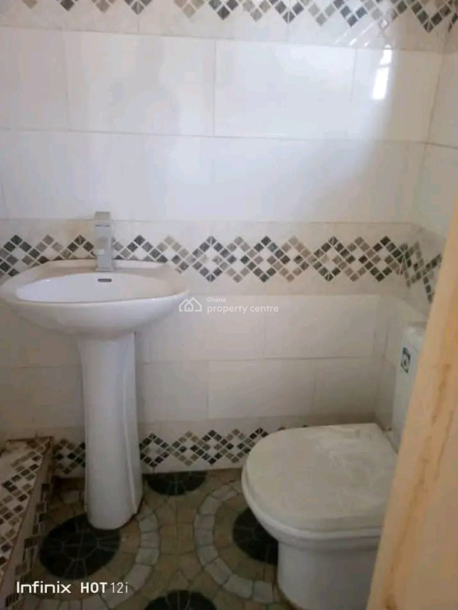 Spacious 2bedroom Apartment @ Tesano, Tesano, Accra, Apartment for Rent