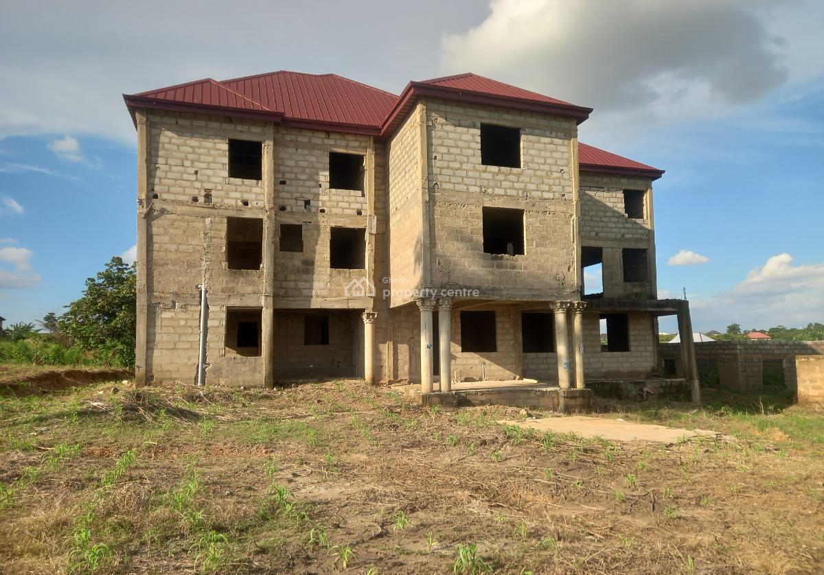 52 Bedrooms Hotel, Akropong Dabaa, Near Abuakwa., Kumasi Metropolitan, Ashanti, Hotel / Guest House for Sale