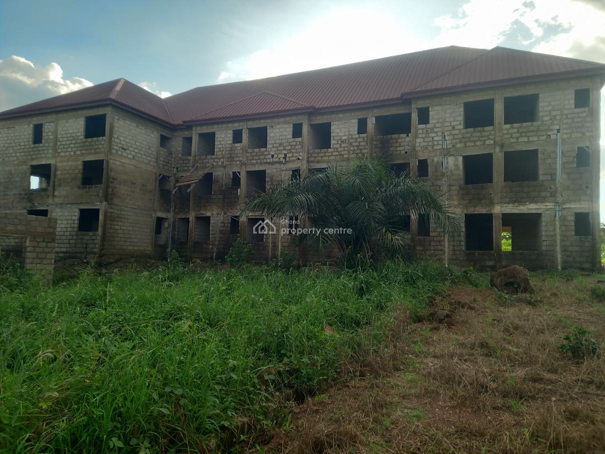 52 Bedrooms Hotel, Akropong Dabaa, Near Abuakwa., Kumasi Metropolitan, Ashanti, Hotel / Guest House for Sale