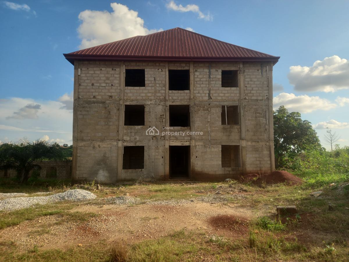 52 Bedrooms Hotel, Akropong Dabaa, Near Abuakwa., Kumasi Metropolitan, Ashanti, Hotel / Guest House for Sale