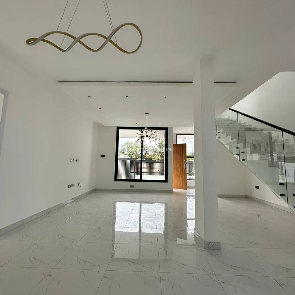 Executive Gated Community  4 Bedrooms, Adenta Municipal, Accra, House for Sale