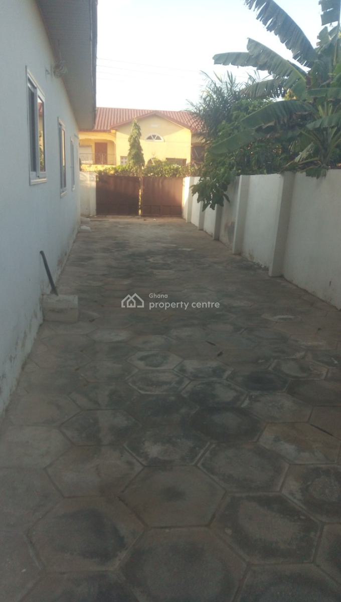 3 Bedroom Self Compound House, Baatsona Estate, Baatsonaa, Spintex, Accra, House for Rent