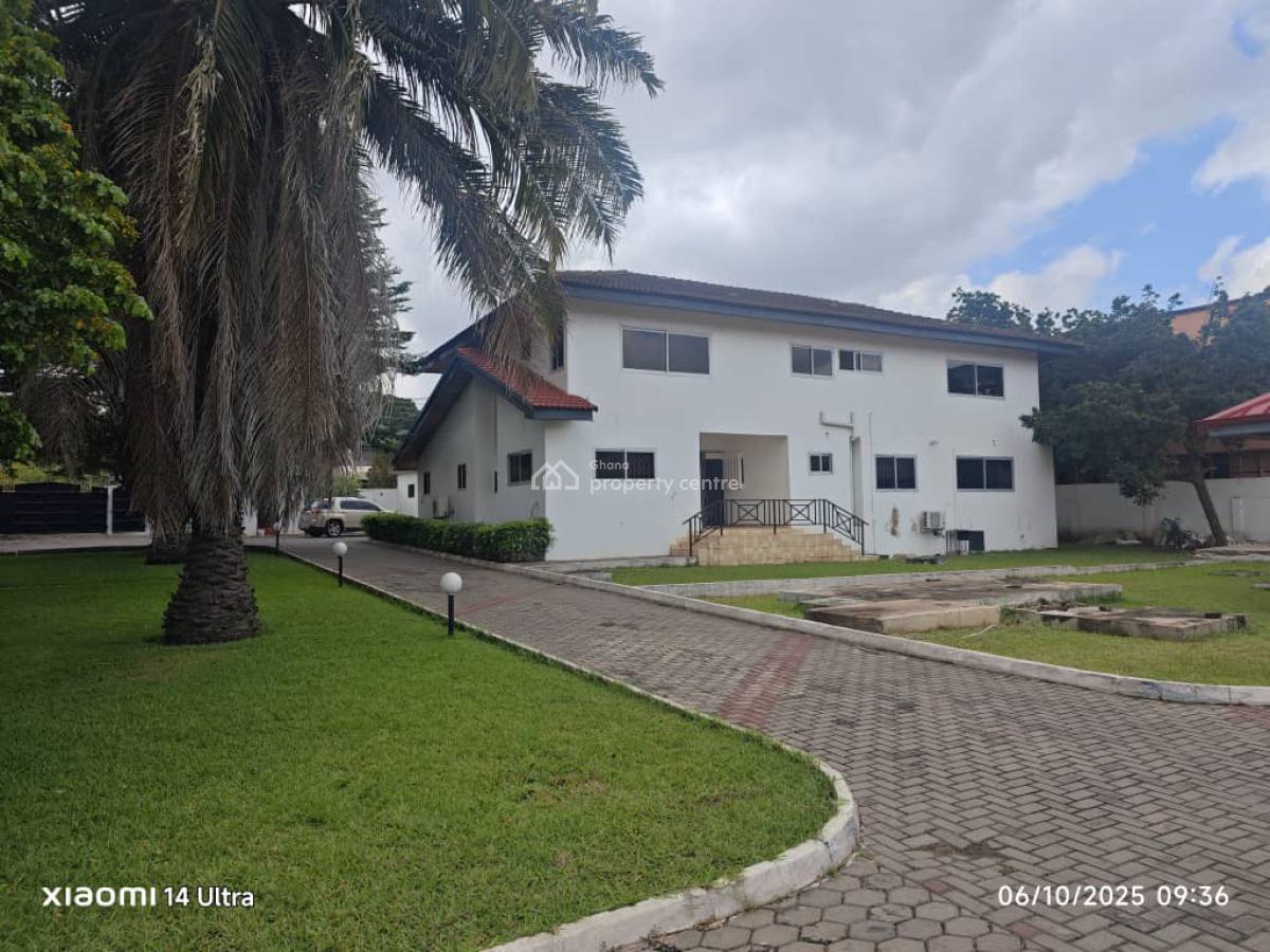 Executive 5 Bedrooms, West Airport, Airport Residential Area, Accra, House for Rent