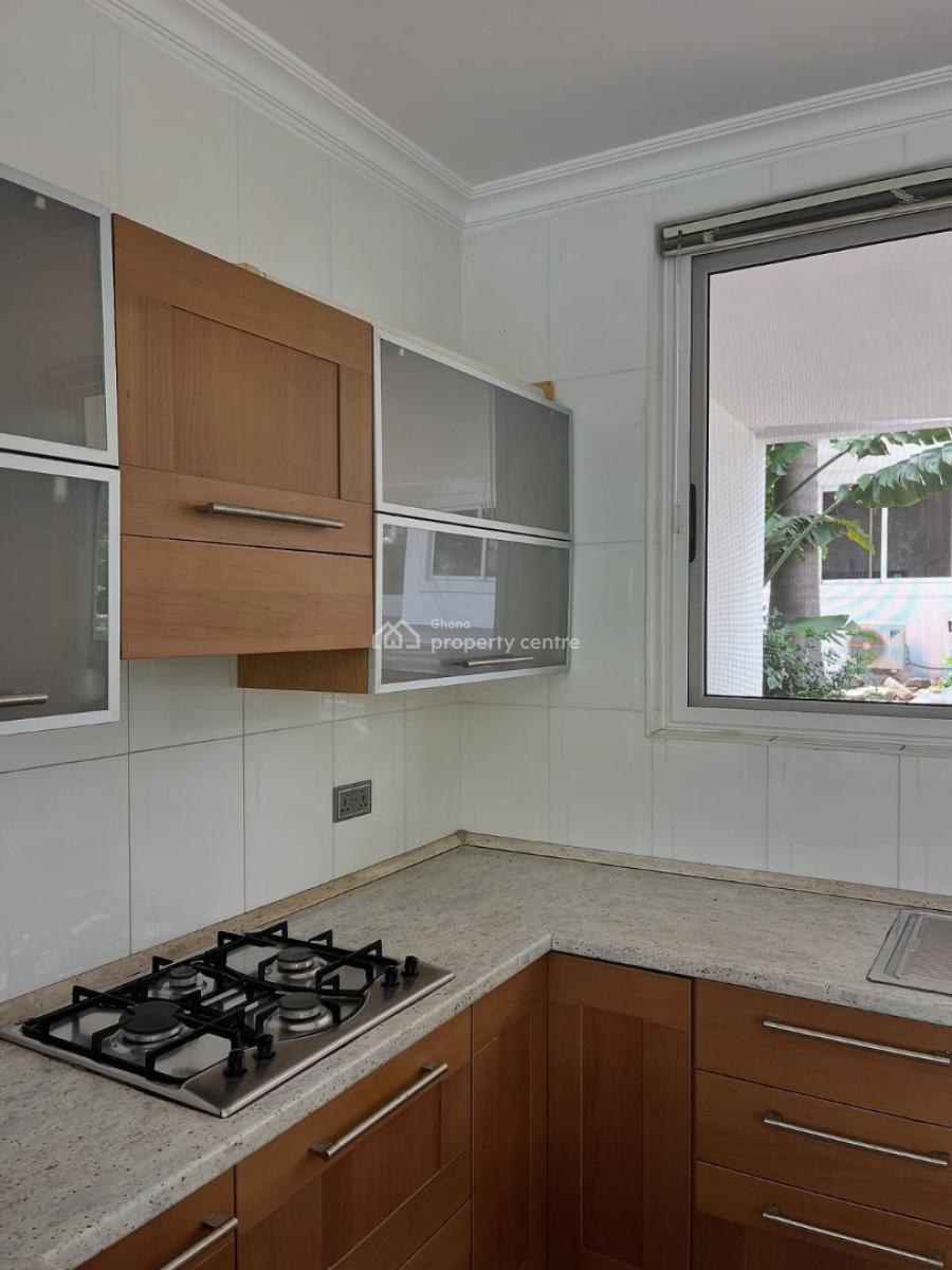 Executive 6 Bedroom, Airport Residential Area, Accra, House for Sale