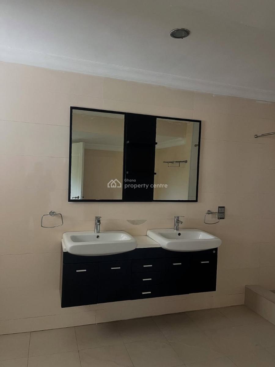 Executive 6 Bedroom, Airport Residential Area, Accra, House for Sale
