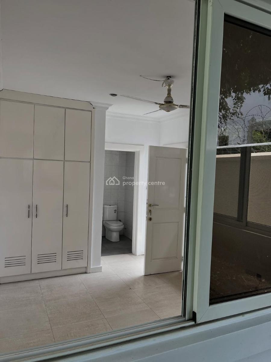 Executive 6 Bedroom, Airport Residential Area, Accra, House for Sale
