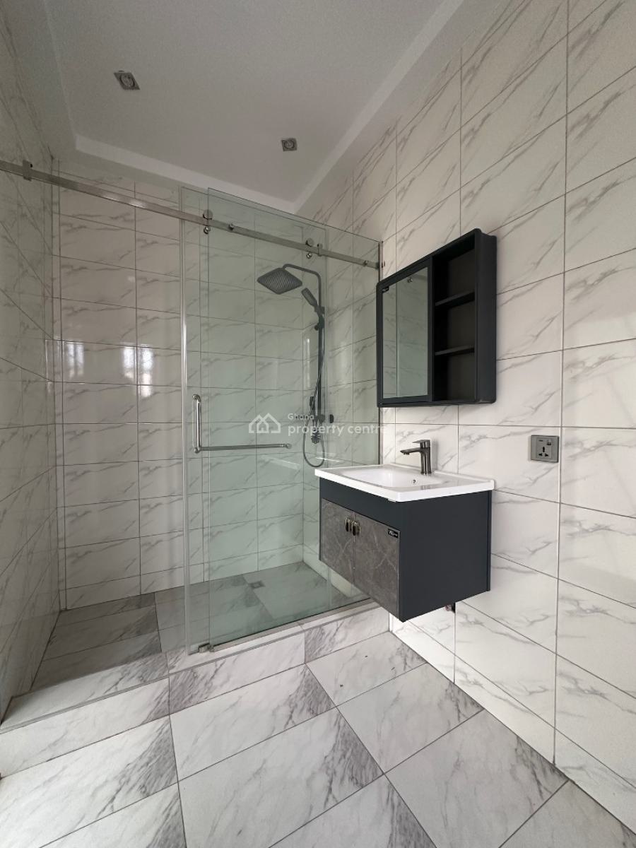 Executive 4 Bedrooms, Agbogbloshie, Accra, House for Sale